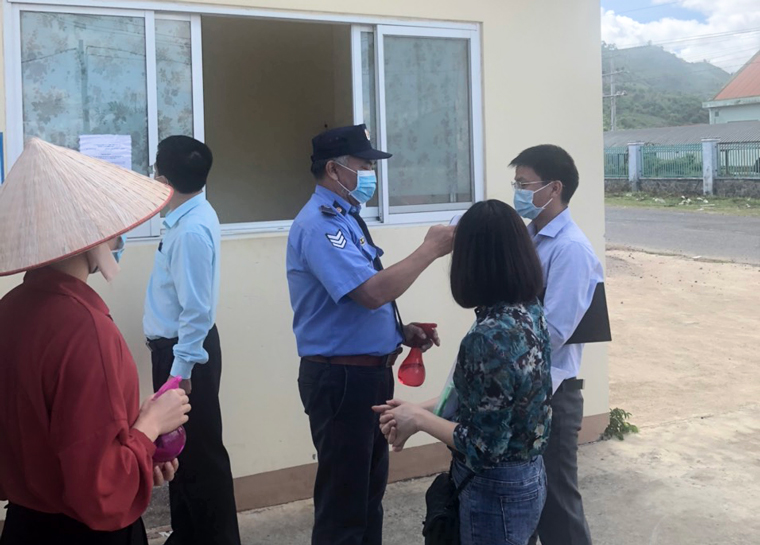 Khẩn trương rà soát người về từ các khu công nghiệp có người nhiễm SARS-CoV-2