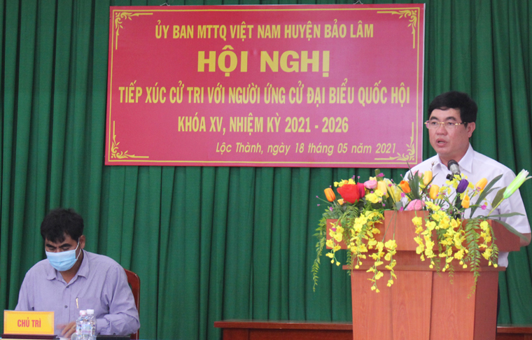 Các ứng cử viên đại biểu Quốc hội tiếp tục chương trình tiếp xúc với cử tri Bảo Lâm