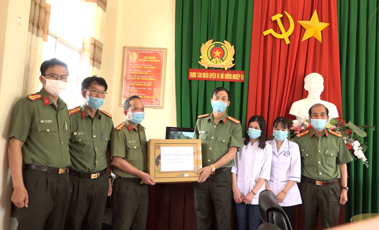 Công an tỉnh sẽ bố trí thùng phiếu di động phục vụ bầu cử tại khu cách ly tập trung