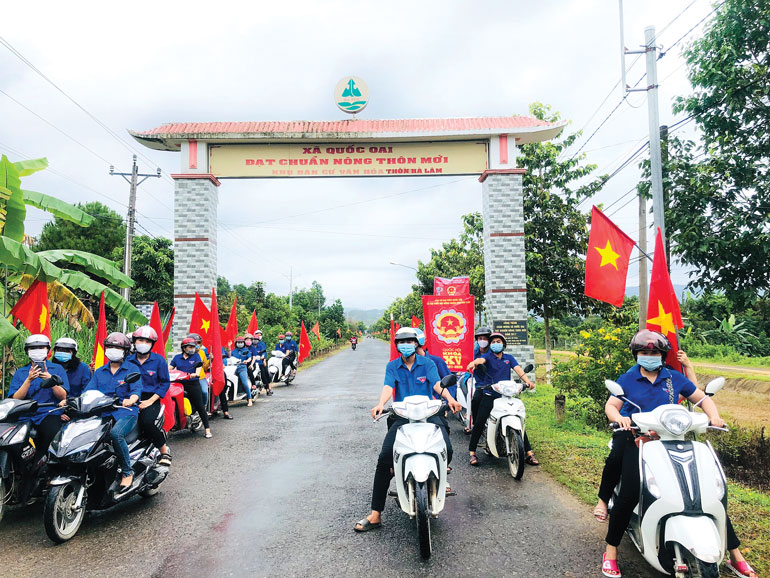 Tuổi trẻ Đạ Tẻh đồng hành cùng ngày hội lớn