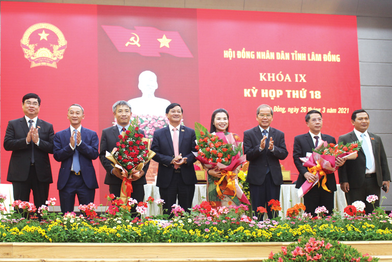 Một nhiệm kỳ đổi mới, được dân tin