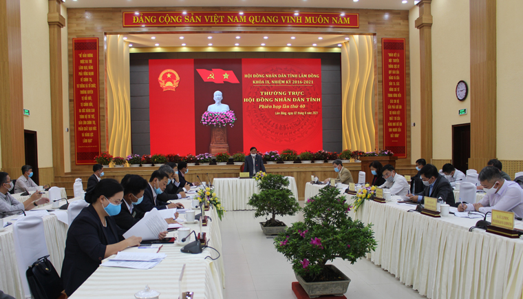 Toàn cảnh phiên họp