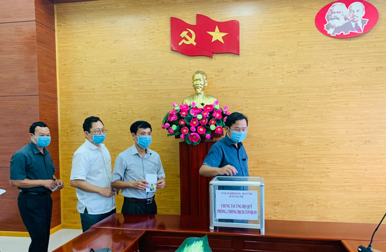 Đạ Tẻh phát động quyên góp ủng hộ phòng, chống COVID-19