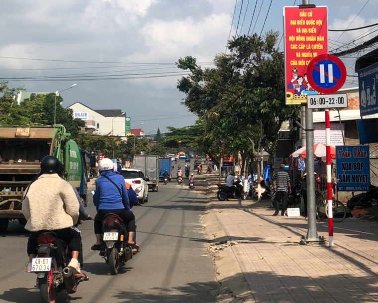 Lâm Hà: Quy định đỗ xe ngày chẵn lẻ tại trung tâm thị trấn Đinh Văn