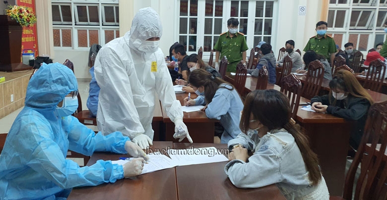Các đối tượng khai báo y tế tại cơ quan chức năng