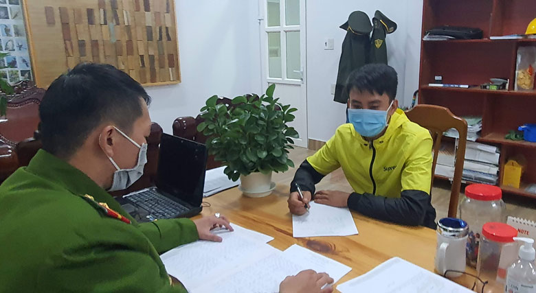 Đối tượng Đinh Như Ý tại cơ quan chức năng