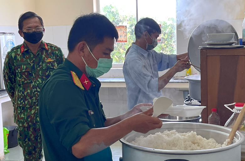 Lâm Đồng: 32 trường hợp liên quan đến bệnh nhân 6437 âm tính lần 2 với SARS-CoV-2