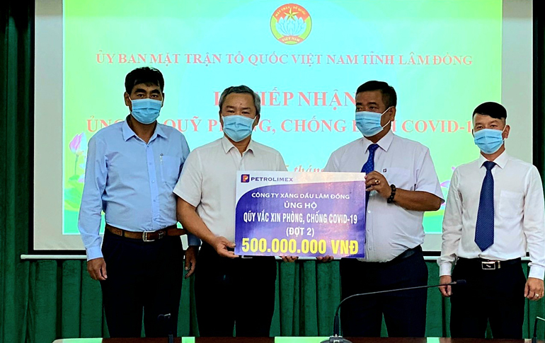 Lâm Đồng: Tiếp nhận gần 42 tỷ đồng vào Quỹ Phòng chống Covid-19