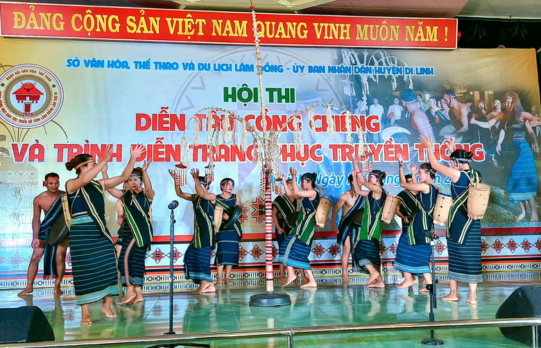 Tích cực thực hiện tiêu chí văn hóa trong xây dựng nông thôn mới