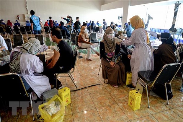 Nhật Bản, Mỹ hỗ trợ vaccine ngừa COVID-19 cho Indonesia, Malaysia