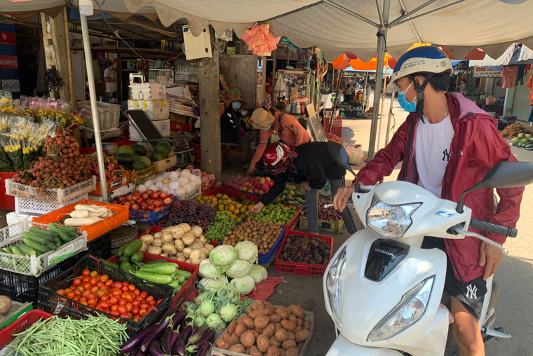 Tránh đổ xô tích trữ lương thực, thực phẩm
