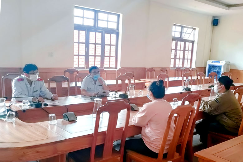 Đức Trọng: Tiếp tục xử phạt hành chính 2 trường hợp vì đưa thông tin cá nhân người đang cách ly lên Facebook