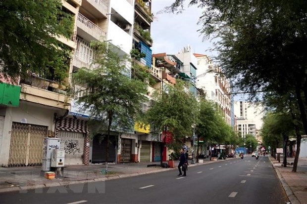 Thành phố Hồ Chí Minh áp dụng Chỉ thị 16 trên toàn thành phố từ 0 giờ ngày 9/7