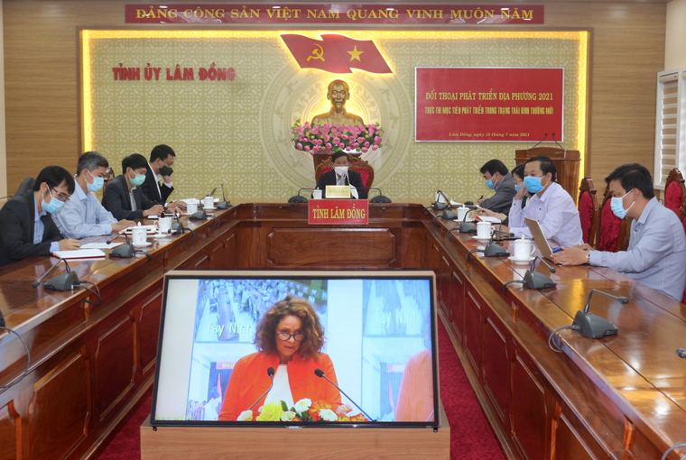 Bí thư Tỉnh ủy Lâm Đồng tham dự trực tuyến Diễn đàn Đối thoại phát triển địa phương