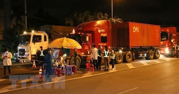 Đề nghị bố trí các điểm xét nghiệm thuận lợi cho người vận chuyển hàng