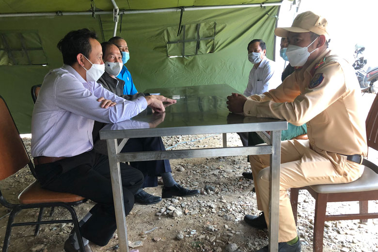Vừa phòng chống dịch, vừa đảm bảo lưu thông hàng hóa