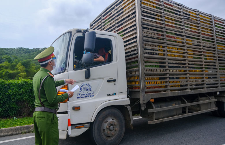 Đơn Dương: Dự kiến tiêm 305 liều vắc xin phòng Covid-19 cho lái xe, phụ xe tải đường dài