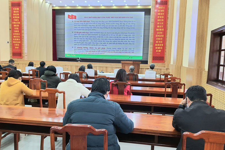 Hội nghị nghiên cứu Nghị quyết Đại hội XIII của Đảng trong đội ngũ văn nghệ sĩ và trí thức