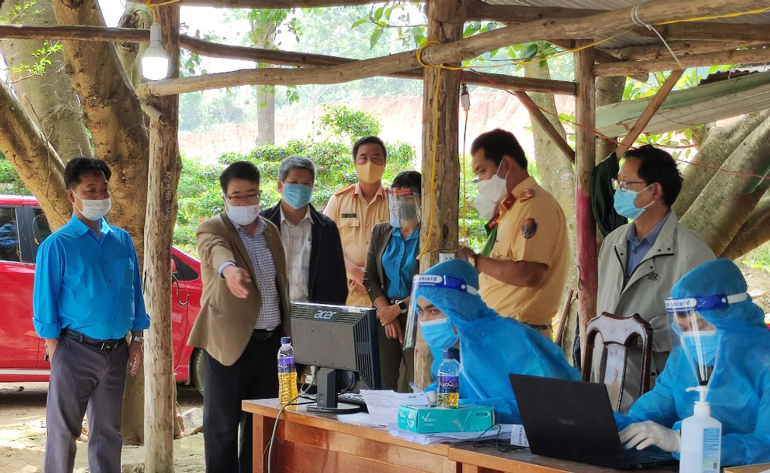 Đức Trọng: Tiếp tục thiết lập địa điểm phong tỏa tạm thời phòng chống Covid-19