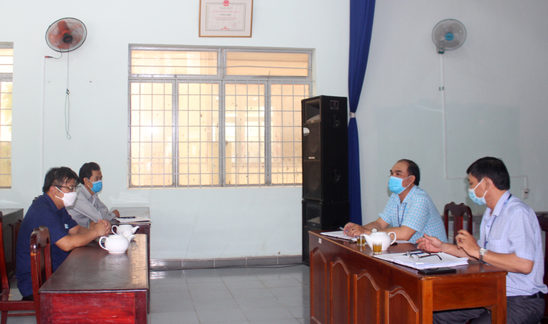 Đạ Huoai: Đảm bảo đời sống cho bà con vùng cách ly y tế xóm Đạ Gối