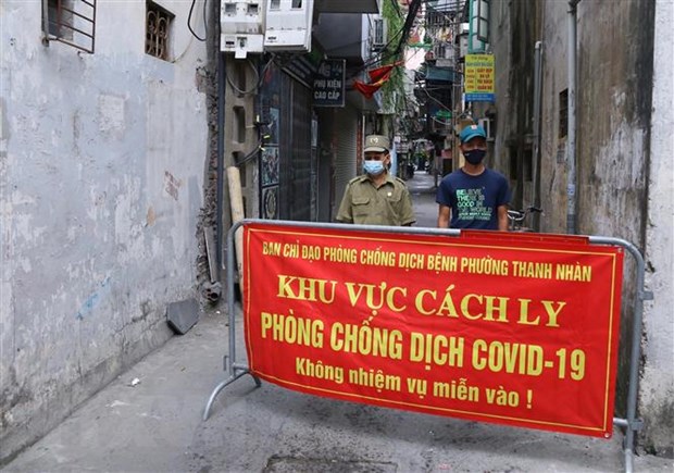 Giám đốc Bệnh viện Phổi TW chia sẻ cách theo dõi sức khỏe F0 tại nhà