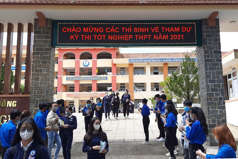 Lâm Đồng lọt top 10 thi tốt nghiệp THPT 2021 điểm trung bình cao nhất