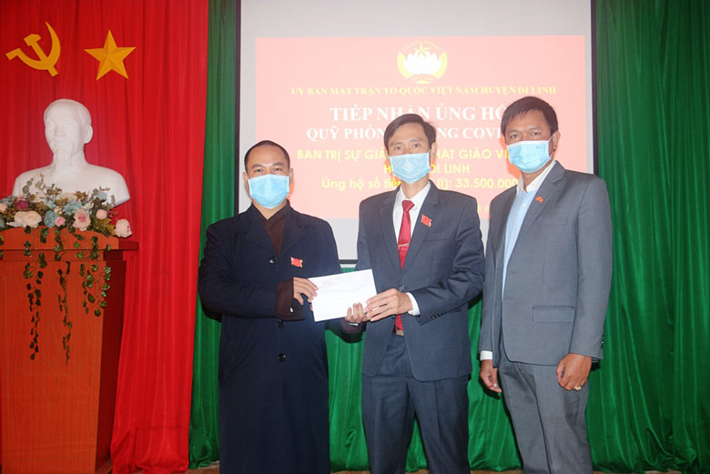 Di Linh: Vận động trên 2 tỷ đồng ủng hộ Quỹ phòng chống dịch Covid-19