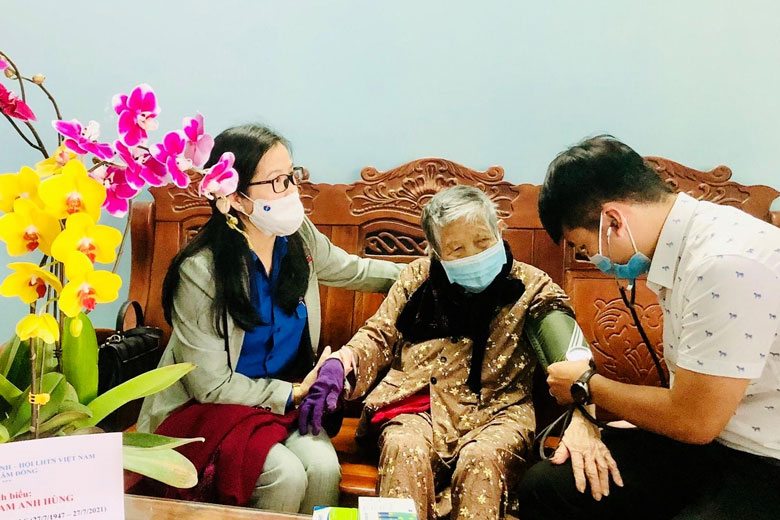 Tháng 7 tri ân