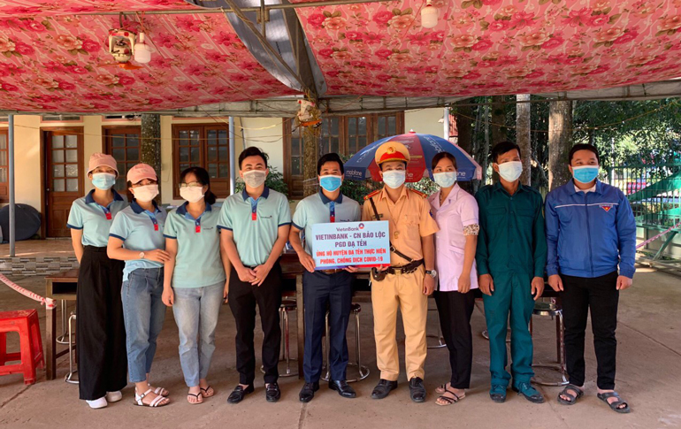 Tuổi trẻ Khối Doanh nghiệp tỉnh chung tay phòng chống dịch Covid-19