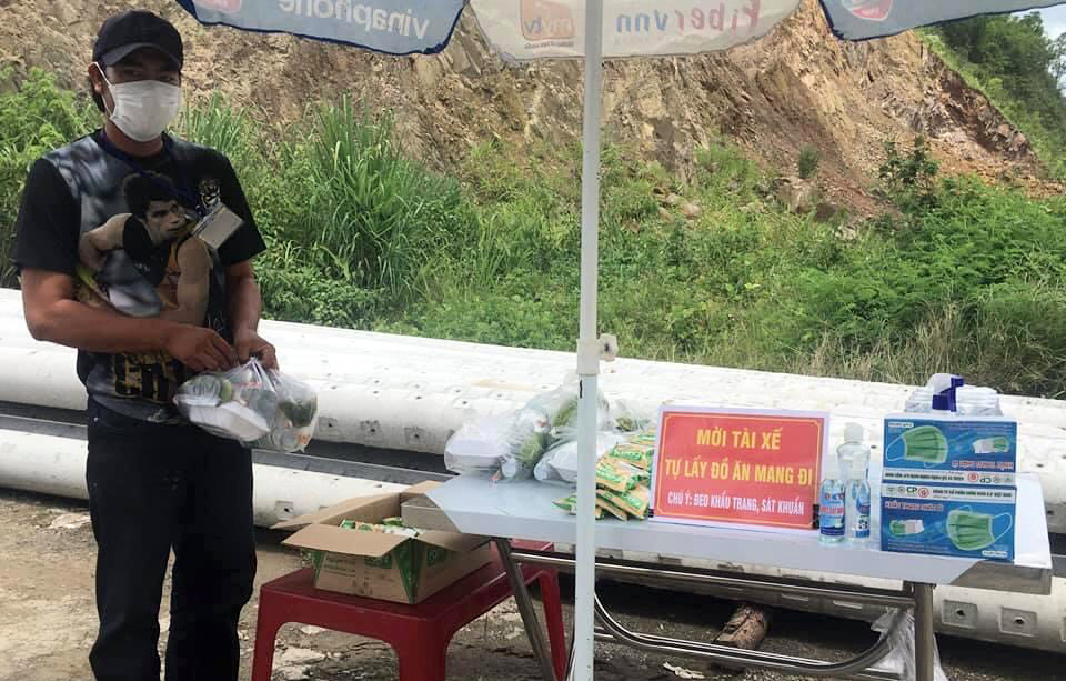 Đam Rông: Hỗ trợ các suất ăn miễn phí cho lái xe đường dài