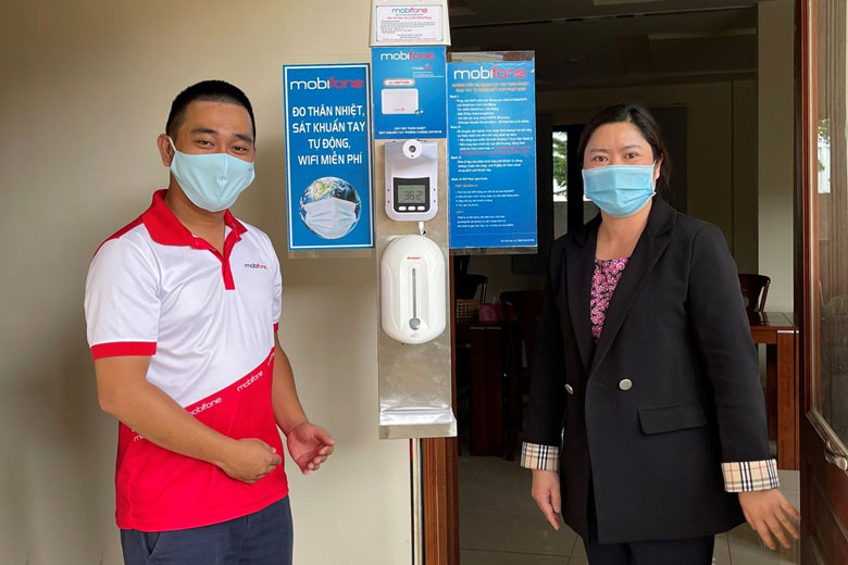 MobiFone Lâm Đồng đồng hành cùng lực lượng tuyến đầu chống dịch