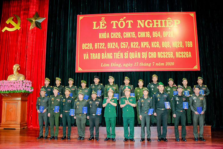 Thắt chặt tình hữu nghị