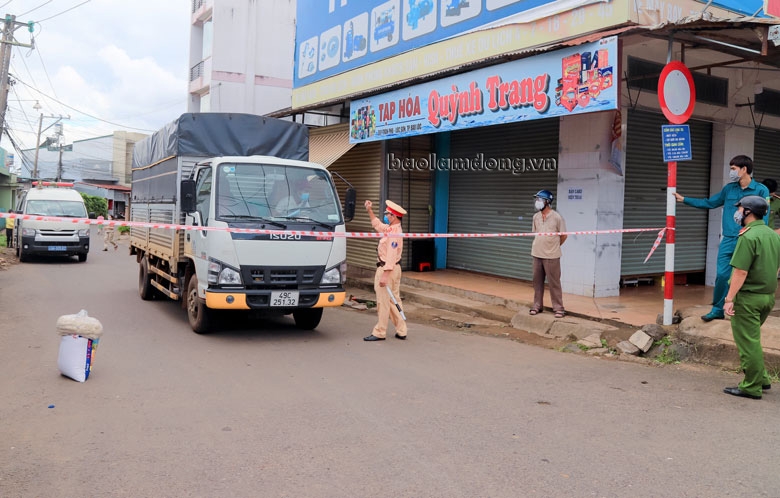 Bảo Lộc: Người về từ vùng dịch đang cách ly tại nhà dưới 10 ngày, buộc chuyển sang cách ly tập trung