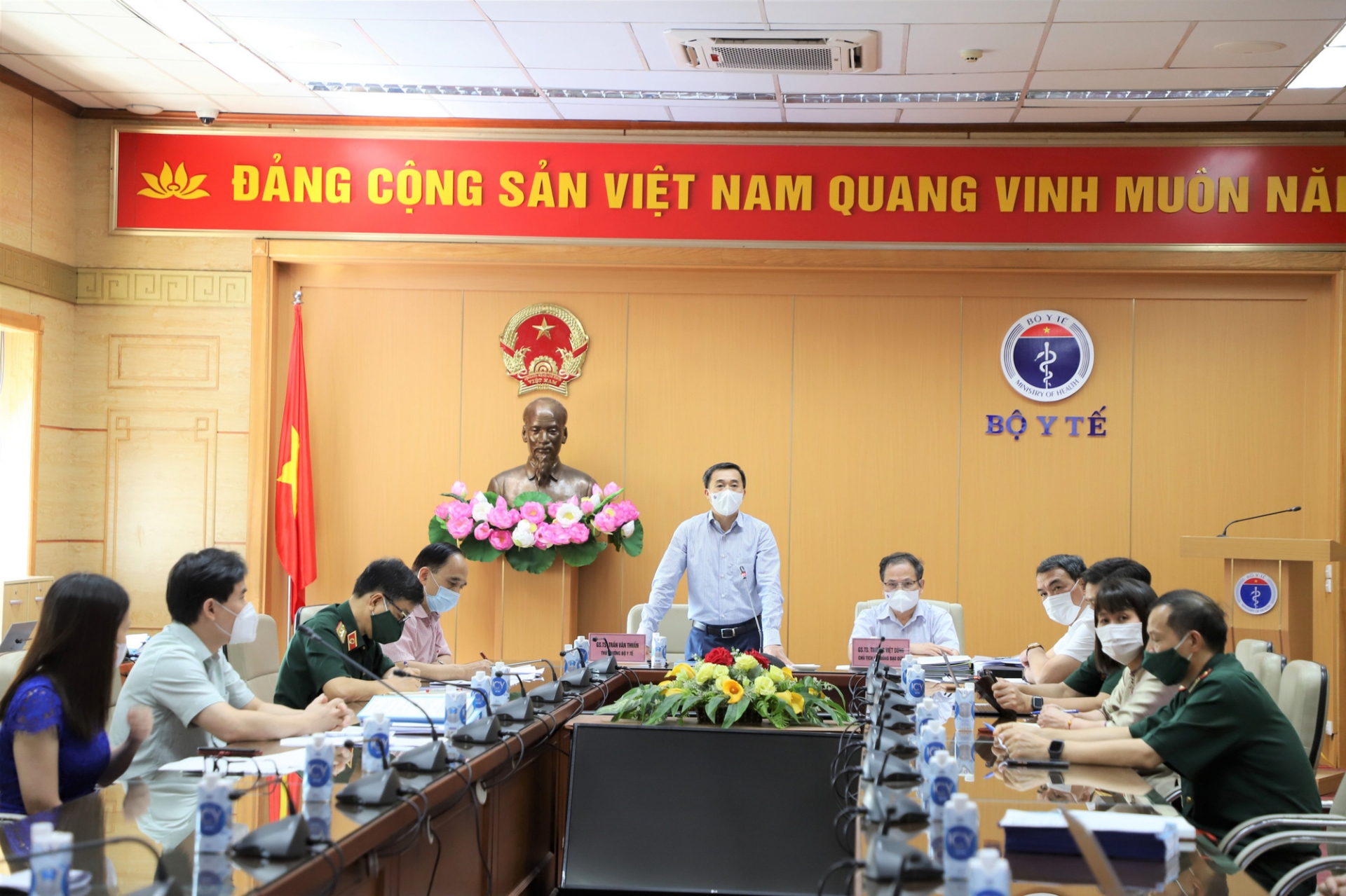 Cho phép thử nghiệm lâm sàng Nano Covax giai đoạn 3 liều 25mcg