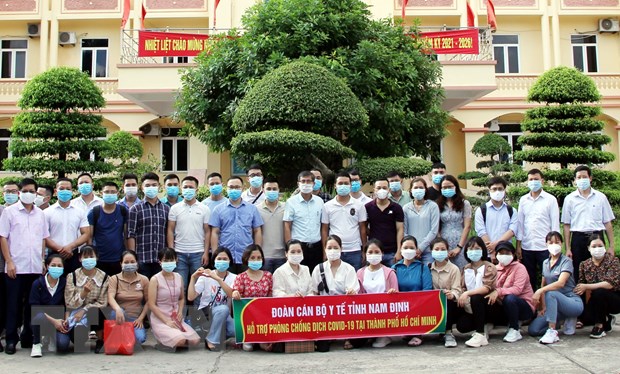 Bộ Y tế hướng dẫn mức hỗ trợ cho cán bộ y tế, tình nguyện viên