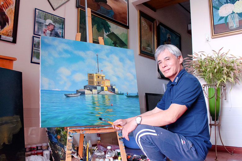 Sắc màu biển sáng