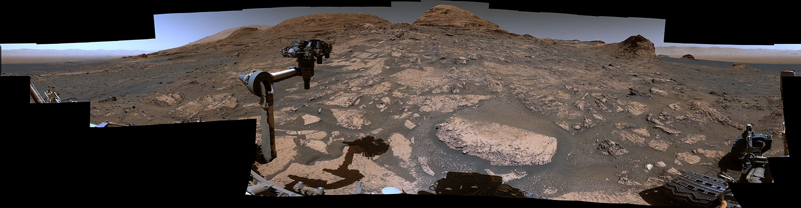 NASA công bố ảnh toàn cảnh góc rộng đánh dấu 9 năm robot Curiosity lên sao Hỏa
