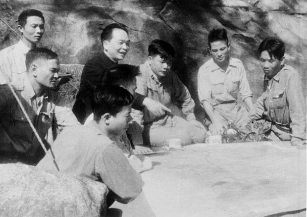 Bộ trưởng Bộ Nội vụ Võ Nguyên Giáp - Người tham gia xây dựng nền hành chính vì hạnh phúc của người dân Việt Nam