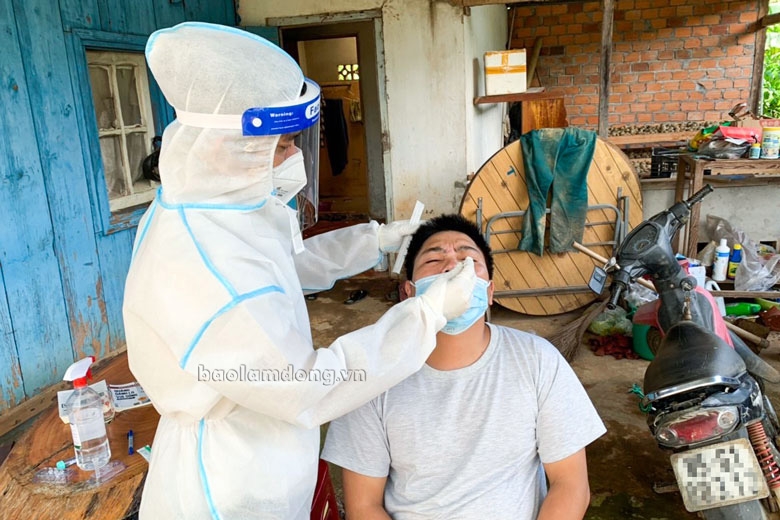 Thông tin về 5 ca Covid-19 mới