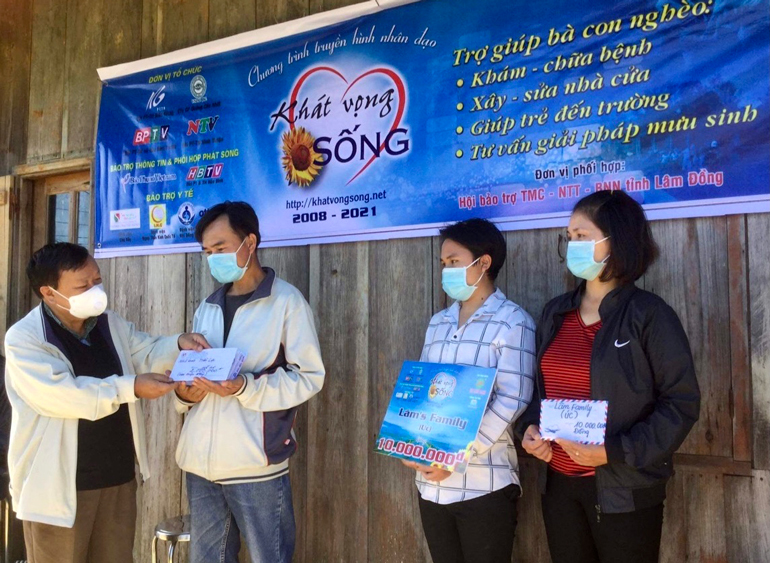 Đùm bọc nhau vượt qua ảnh hưởng của đại dịch Covid-19