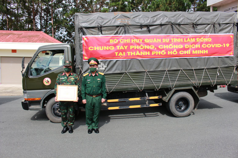 Bộ Chỉ huy Quân sự tỉnh phát động phong trào thi đua đặc biệt ''chống dịch, cứu dân''
