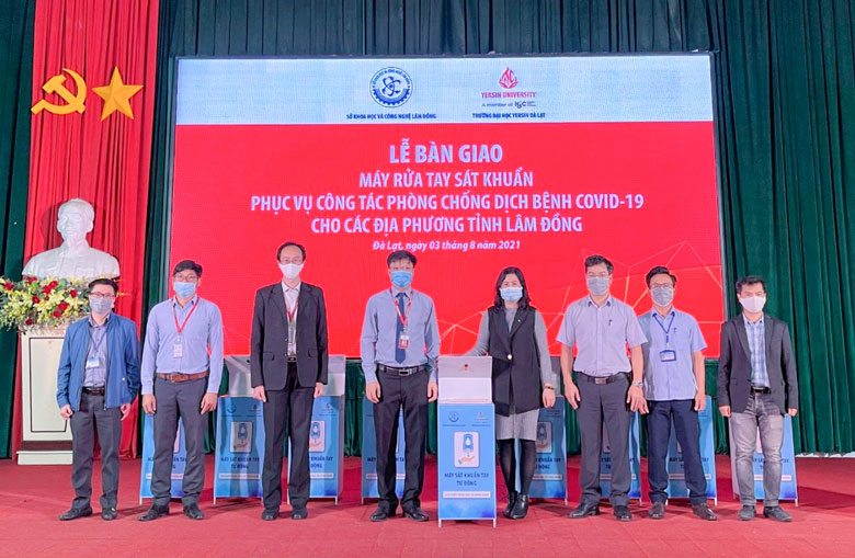 Công đoàn Viên chức tỉnh đồng hành cùng đoàn viên và người lao động vượt khó trong đại dịch