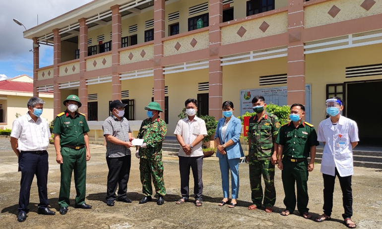 Thường trực Huyện ủy Đức Trọng kiểm tra công tác phòng chống dịch Covid-19