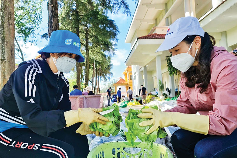 Vừa chống dịch, vừa đảm bảo sản xuất và an sinh xã hội