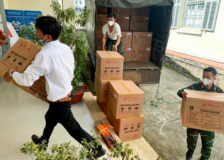 Chuẩn bị sẵn sàng và tăng cường đào tạo điều dưỡng chăm sóc người bệnh Covid-19