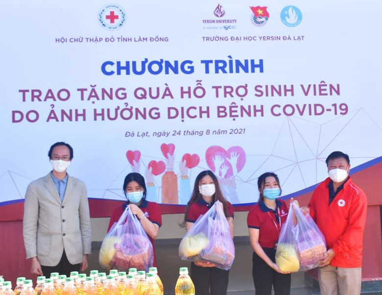 Trường Đại học Yersin Đà Lạt hỗ trợ học phí cho sinh viên
