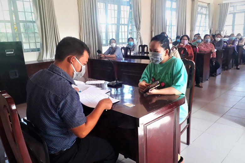 Đạ Huoai: Gần 2,7 tỷ đồng hỗ trợ cho người dân khó khăn do dịch covid-19