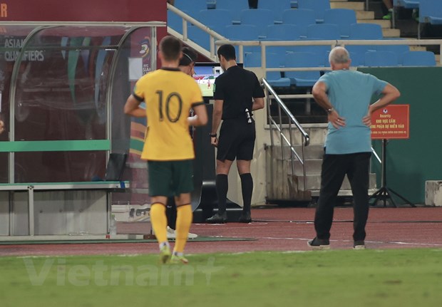 Trọng tài chính xem VAR và không cho tuyển Việt Nam hưởng penalty