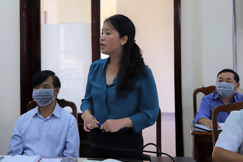 Lãnh đạo các sở, ban, ngành của tỉnh Lâm Đồng phát biểu ý kiến