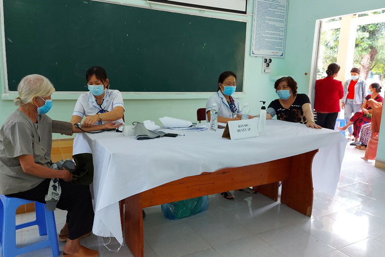 Cát Tiên: Tăng cường thanh tra, kiểm tra, xử lý vi phạm trong tiêm vắc xin phòng Covid-19